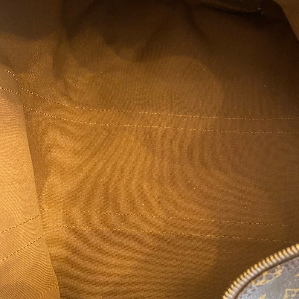 Louis Vuitton Keepall 50 Monogram - Picture 7 of 14